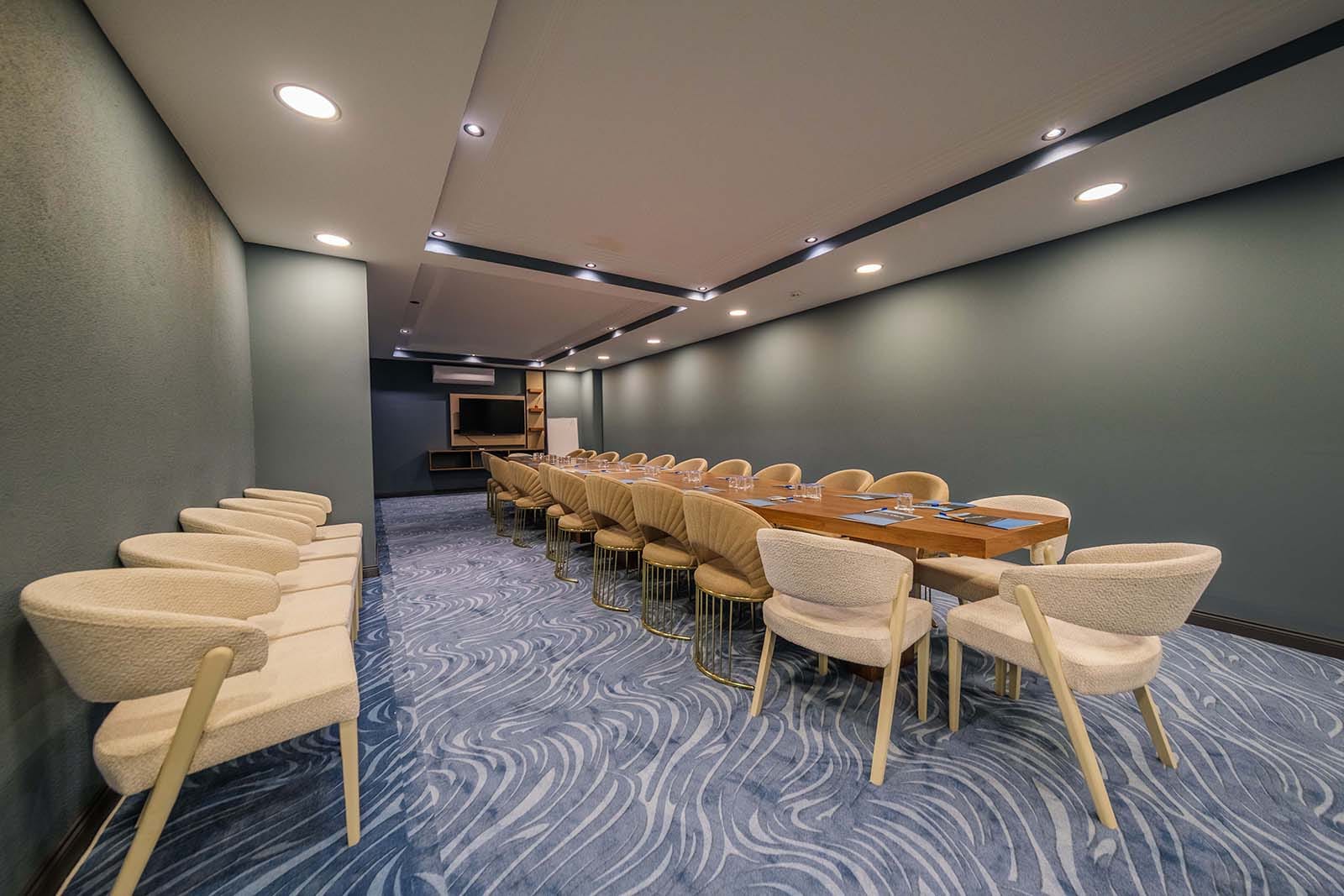 Toplantı salonu alt açı